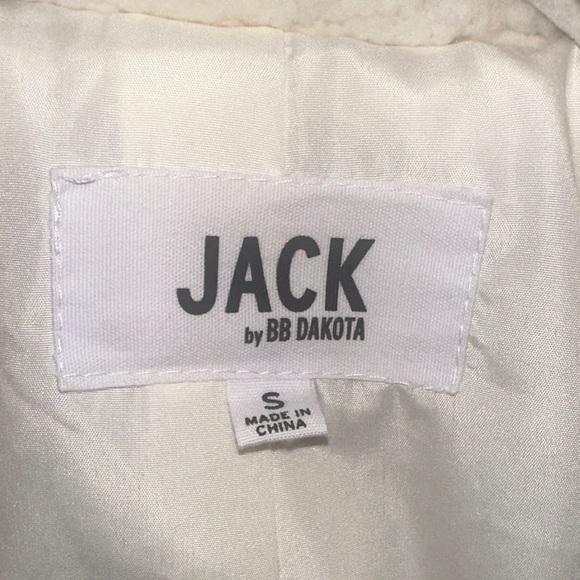 Jack‎ by BB Dakota Women's Cream Teddy Jacket - Picture 2 of 5